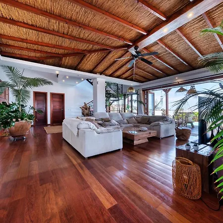 Bali Sea Views בית נופש פוארטו דל כרמן