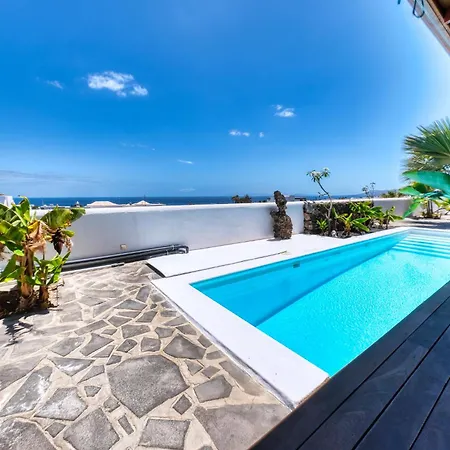 بيت للعطل Bali Sea Views *